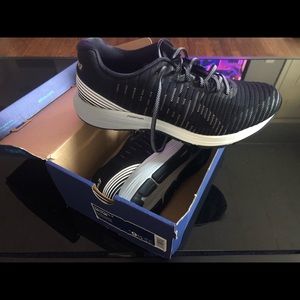 ASICS DynaFlyte 3 Men’s Running Shoes